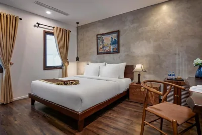 Chambre Superior King avec fenêtre — Draha Halong Hotel - Serenity, Charm and Nature - Preferred by Western Travelers